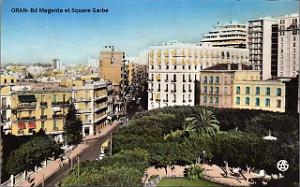 CA f- 008- Square Garbe